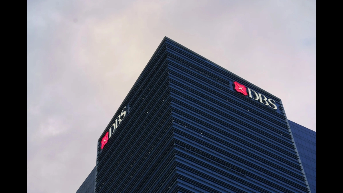 What Led to the Collapse of Singapore’s Oil Mogul and His Empire?