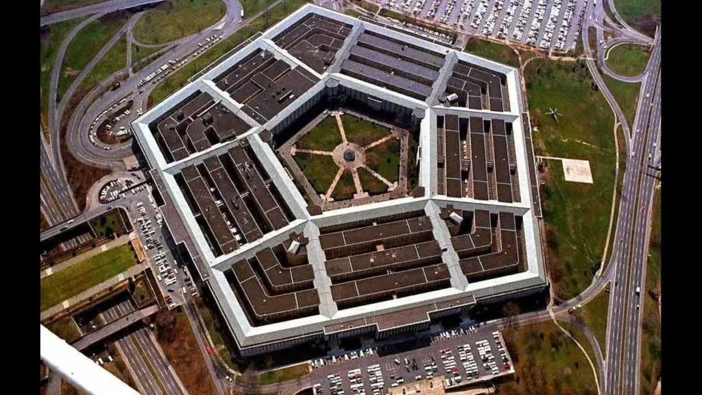 Fractures in the Fortress: Inside the Trump Administration's Brewing Internal Tensions